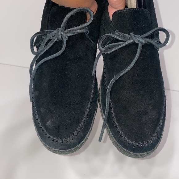 UGG Woodlyn Moccasin Style Booties - Picture 9 of 17